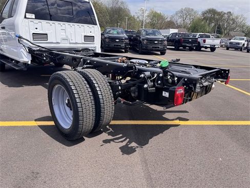 New 2025 Ford F450 XL image 11
