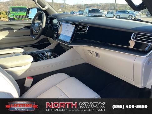 New 2026 Jeep Grand Wagoneer Summit w/ Rear Seat Video Group I AWD/4WD image 33