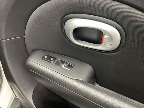 Used 2017 Kia Soul + w/ Designer's Package FWD image 21