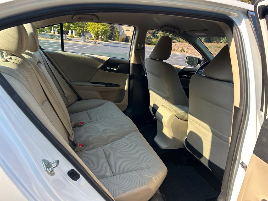 Used 2016 Honda Accord LX image 43