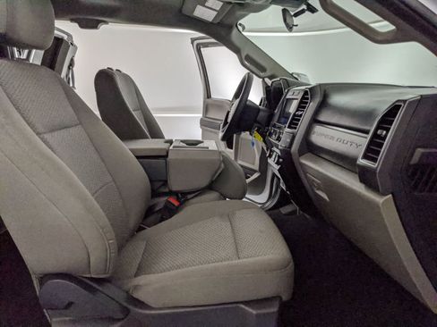 Certified 2022 Ford F350 XLT w/ XLT Premium Package AWD/4WD image 24