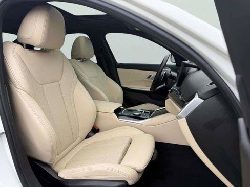 Used 2023 BMW 330i xDrive Sedan w/ Driving Assistance Package AWD/4WD image 47