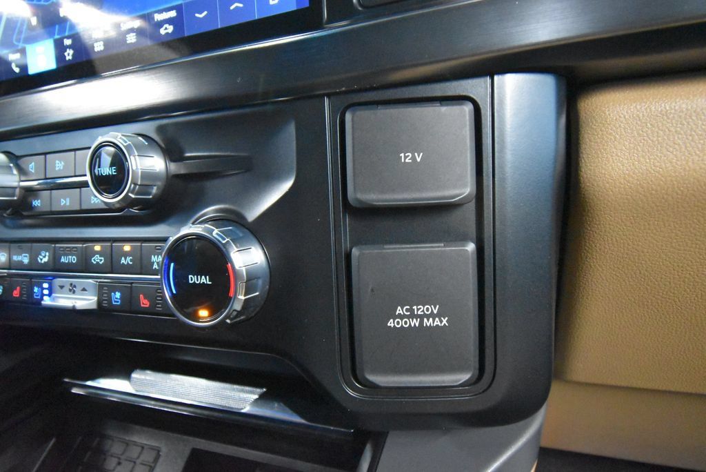 Used 2024 Ford F350 Lariat w/ Chrome Package AWD/4WD image 20