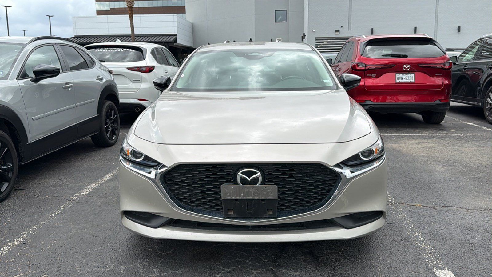 Used 2024 MAZDA MAZDA3 s FWD image 3