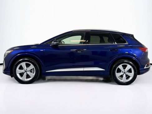Used 2024 Audi Q4 e-tron Premium w/ Convenience Package image 8