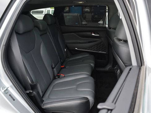 Used 2022 Hyundai Santa Fe SEL w/ Convenience + Premium Package FWD image 10
