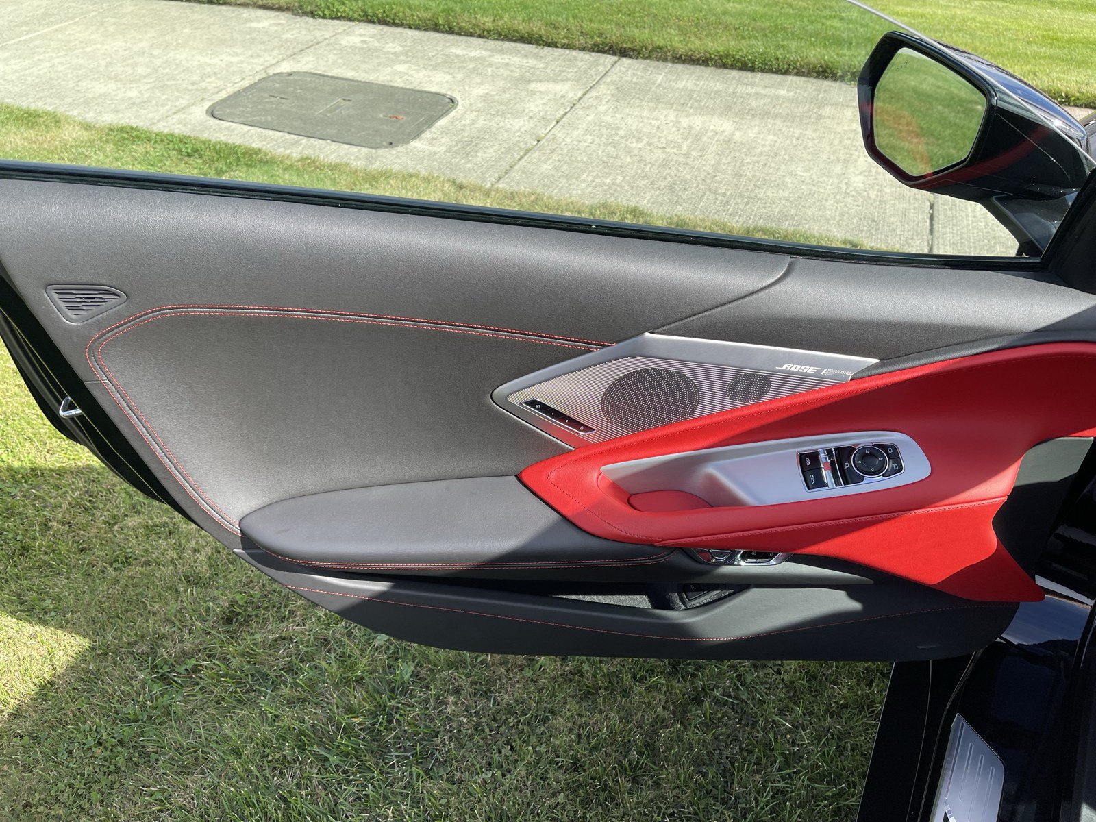 Used 2026 Chevrolet Corvette Stingray Preferred Cpe w/ Z51 Performance Package RWD image 11