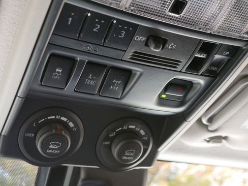 Used 2023 Toyota 4Runner TRD Off-Road Premium w/ Moonroof Package image 11