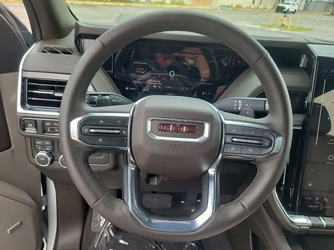 New 2026 GMC Yukon Elevation image 20