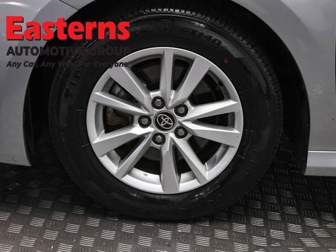 Used 2025 Toyota Camry LE FWD image 32