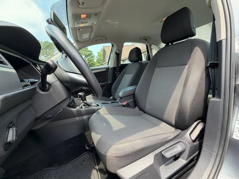 Used 2019 Volkswagen Jetta S w/ Driver Assistance Package FWD image 12