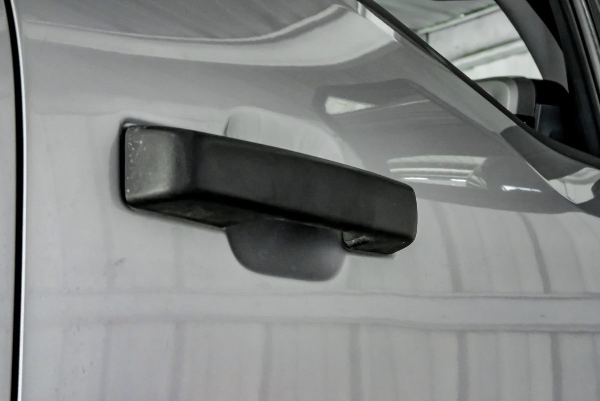 Used 2023 Ford F350 XLT AWD/4WD image 37