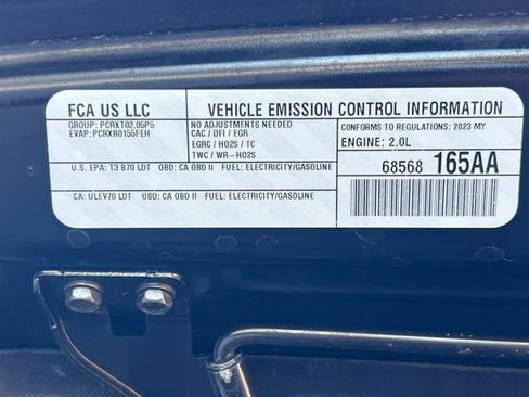 Used 2023 Jeep Wrangler Unlimited Sahara image 35