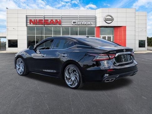 Certified 2023 Nissan Maxima SV w/ Floor Mat Group FWD image 5