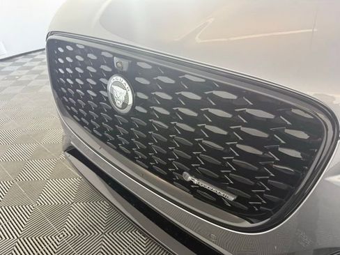 Used 2025 Jaguar F-PACE R-Dynamic S image 39