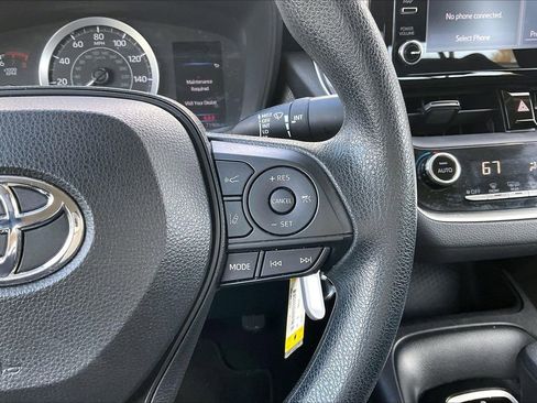 Used 2020 Toyota Corolla LE image 27