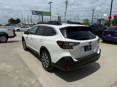 Used 2020 Subaru Outback Premium w/ Popular Package #1 AWD/4WD image 8
