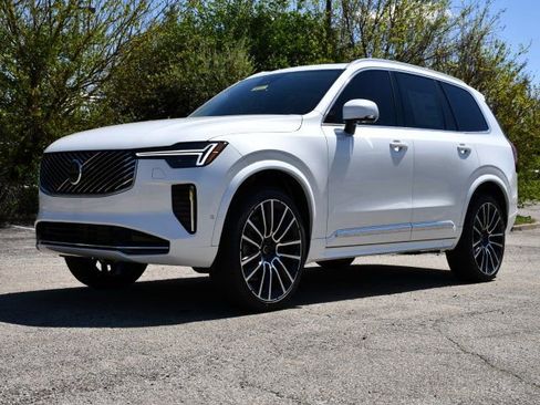 New 2026 Volvo XC90 B6 Plus w/ Protection Package Premier AWD/4WD image 3