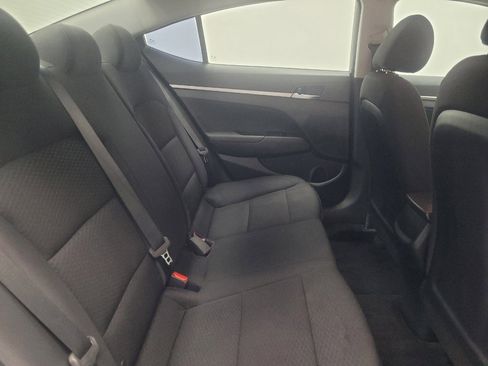 Used 2019 Hyundai Elantra SE w/ Cargo Package FWD image 19