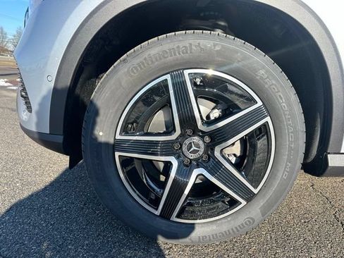 Used 2026 Mercedes-Benz GLC 300 4MATIC image 9