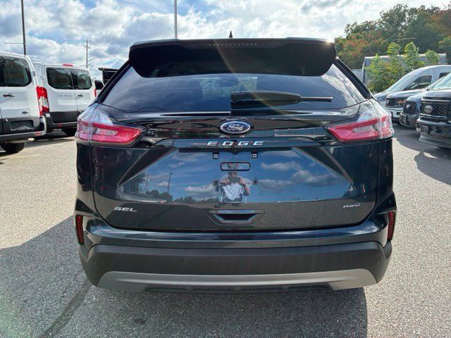 Certified 2024 Ford Edge SEL w/ Convenience Package AWD/4WD image 4