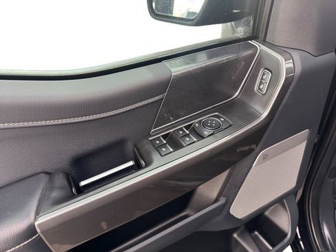 Used 2022 Ford F150 XLT w/ Equipment Group 302A High image 19