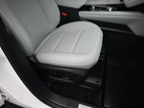 Certified 2025 Ford Explorer Platinum w/ Ultimate Package AWD/4WD image 34