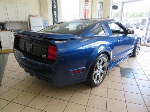 Used 2006 Ford Mustang GT image 14