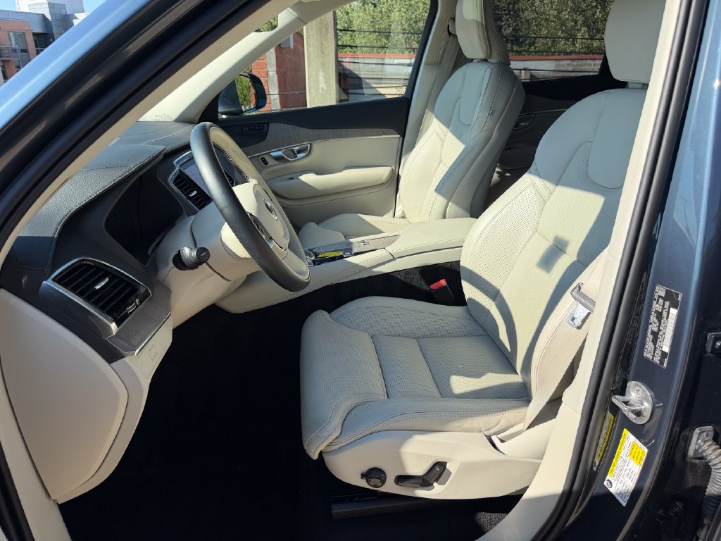 Certified 2024 Volvo XC90 B6 Ultimate AWD/4WD image 13