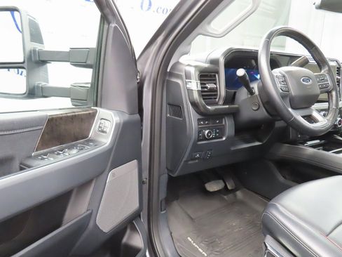 Used 2024 Ford F250 Lariat w/ Lariat Ultimate Package image 61