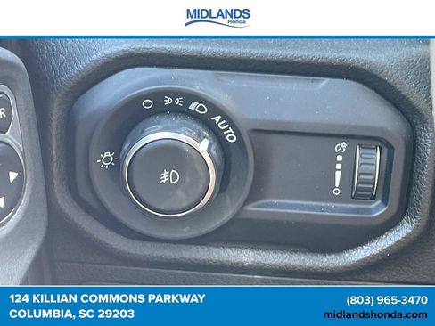 Used 2025 Jeep Wrangler Unlimited Sport AWD/4WD image 16