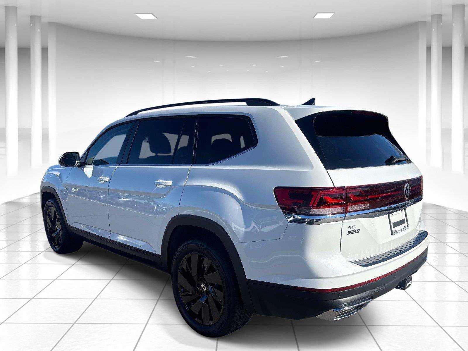 Certified 2026 Volkswagen Atlas SE AWD/4WD image 9