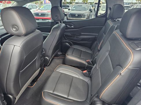 Used 2023 GMC Acadia AT4 w/ Technology Package AWD/4WD image 13