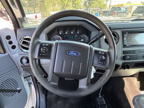 Used 2016 Ford F250 XLT AWD/4WD image 11
