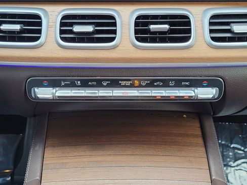 Certified 2022 Mercedes-Benz GLE 350 4MATIC image 20