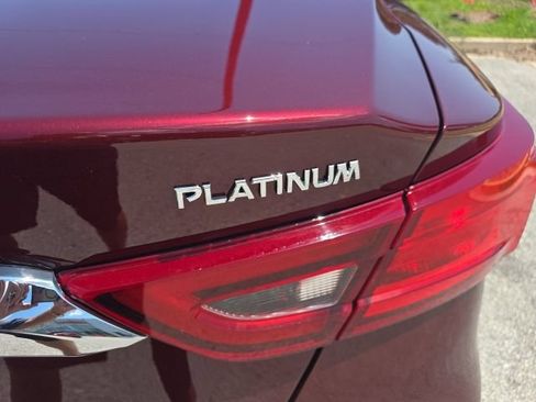 Used 2018 Nissan Maxima Platinum FWD image 9