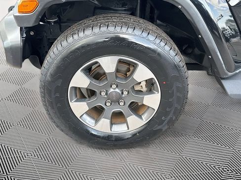 Used 2022 Jeep Wrangler Unlimited Sahara w/ LED Lighting Group image 33