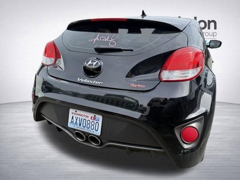 Used 2016 Hyundai Veloster Turbo image 13