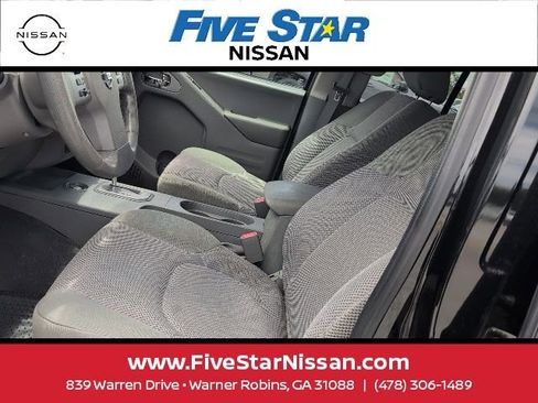 Used 2020 Nissan Frontier SV AWD/4WD image 3