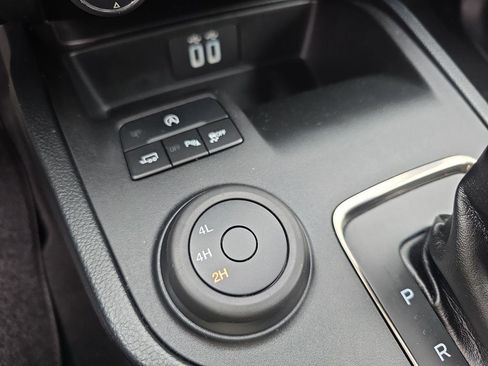 Used 2019 Ford Ranger XLT w/ Equipment Group 301A Mid image 26