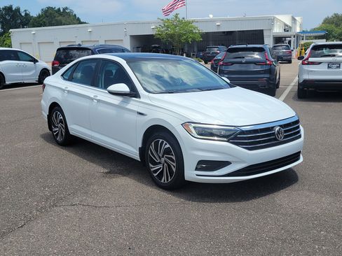 Used 2021 Volkswagen Jetta SEL Premium FWD image 7