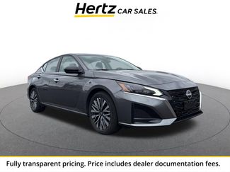 Used 2025 Nissan Altima 2.5 SV FWD video 1