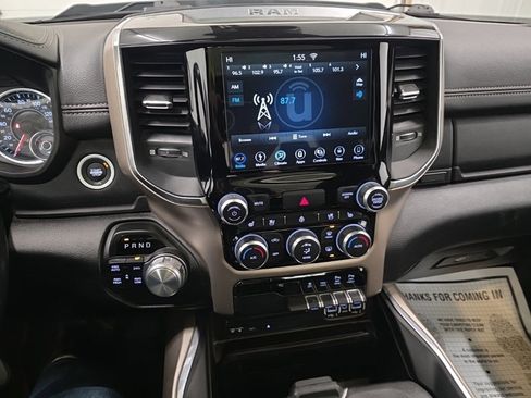 Used 2019 RAM 1500 Laramie image 18