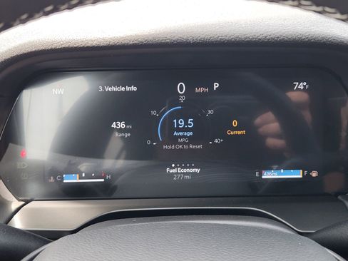 New 2025 Jeep Grand Cherokee Laredo X image 12