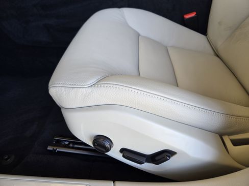 New 2026 Volvo V60 B5 Cross Country Plus w/ Climate Package image 26