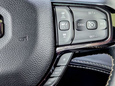 Used 2023 RAM 2500 Limited image 36