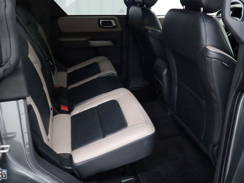 Certified 2023 Ford Bronco Wildtrak image 26