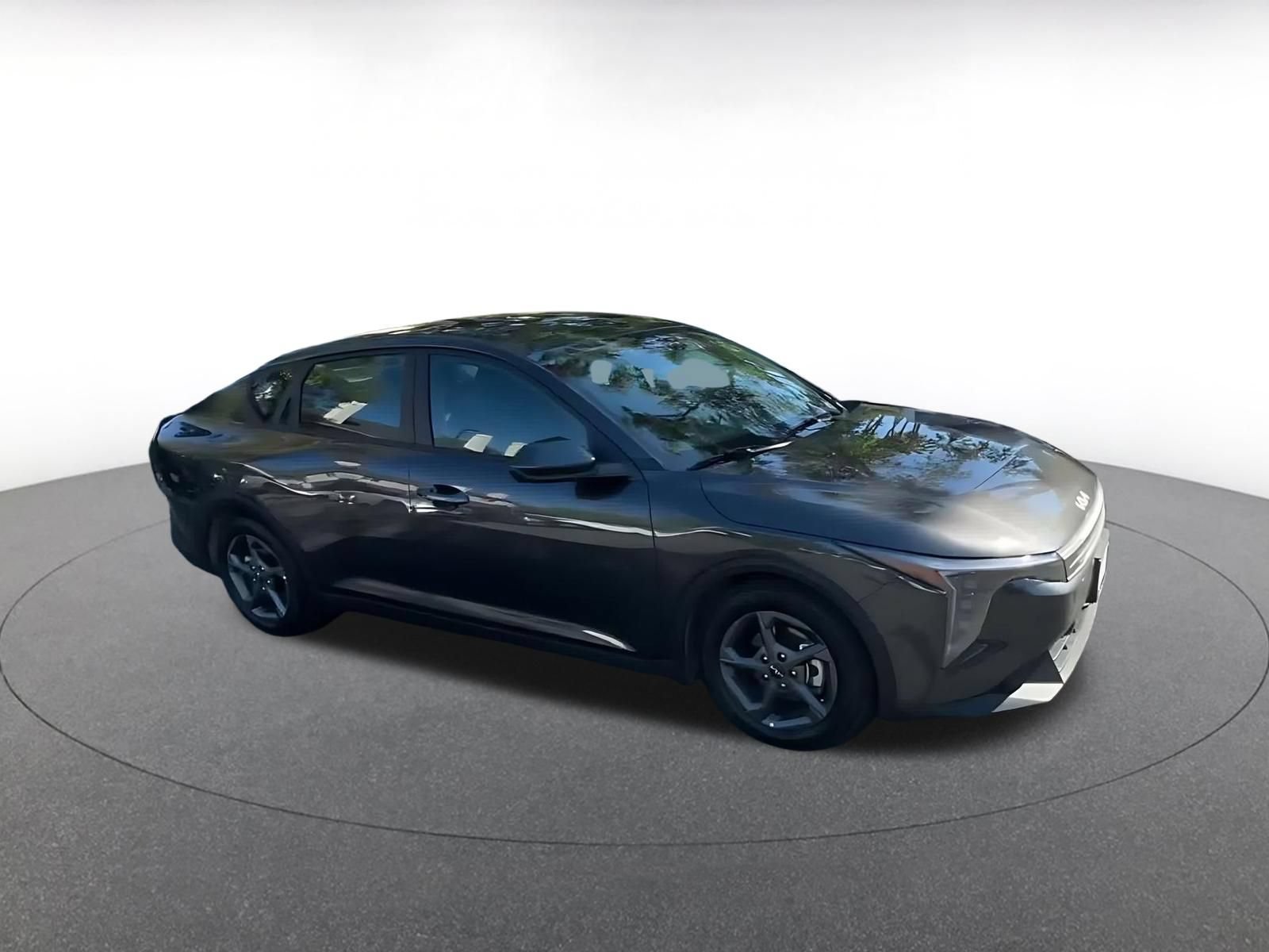Used 2026 Kia K4 FWD image 2