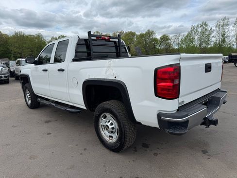 Used 2015 Chevrolet Silverado 2500 W/T RWD image 3