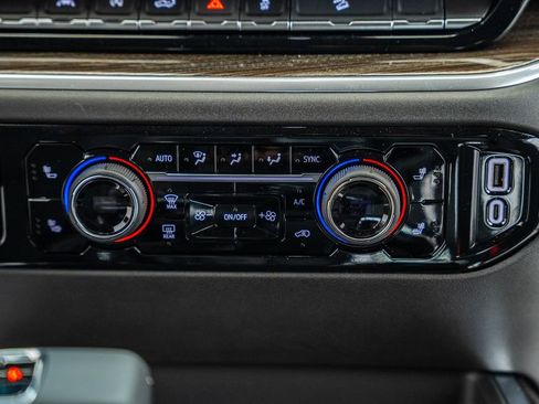 New 2025 Chevrolet Silverado 1500 RST AWD/4WD image 24